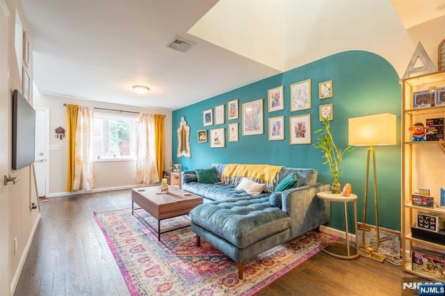 20 Mevan Avenue, Englewood, NJ 07631