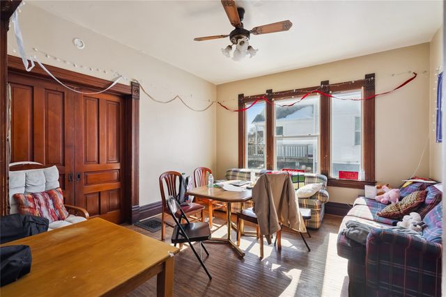 1021 High Street, Grinnell, IA 50112