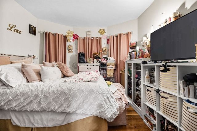 25 Fessenden Street, Boston, MA 02126