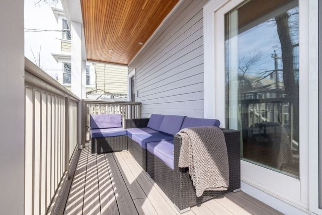 7 Whitman St 1, Somerville, MA 02144