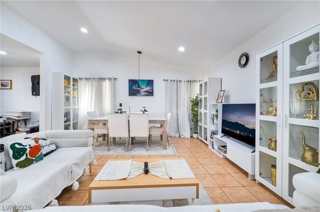 5034 Rappahanock Street, Las Vegas, NV 89122