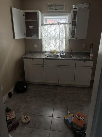 16246 Coyle Street, Detroit, MI 48235