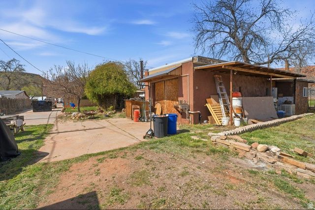 356 N 300 W, St. George, UT 84770