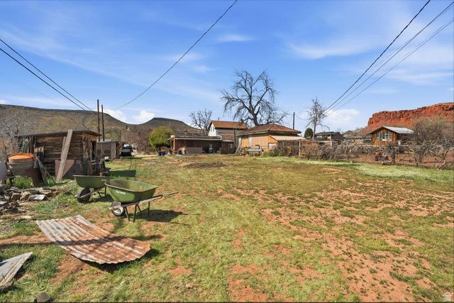 356 N 300 W, St. George, UT 84770