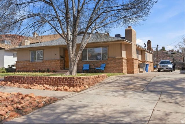 356 N 300 W, St. George, UT 84770