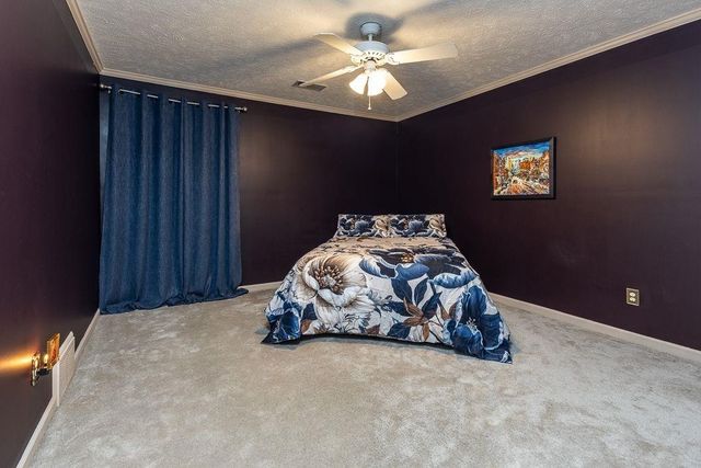 6424 HAWKS CALL LN, Bartlett, TN 38135