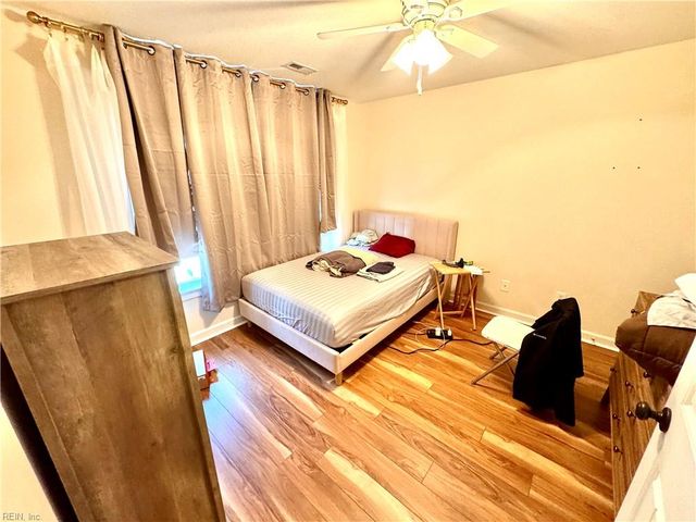 213 Thalia RD, Virginia Beach, VA 23452