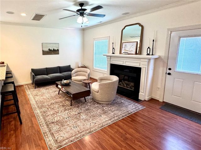 213 Thalia RD, Virginia Beach, VA 23452