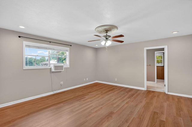 3501 Cavitt Avenue, Bryan, TX 77801