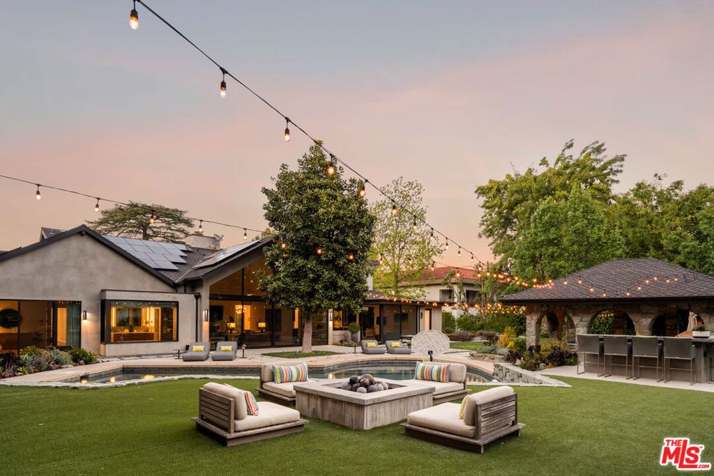 17352 Magnolia Boulevard, Encino, CA 91316 — photo 2