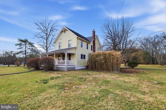 2487 MOUNTAIN RD, Stroudsburg, PA 18360