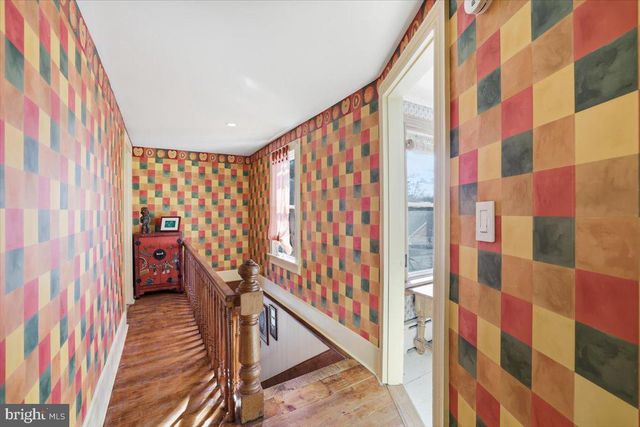 2487 MOUNTAIN RD, Stroudsburg, PA 18360