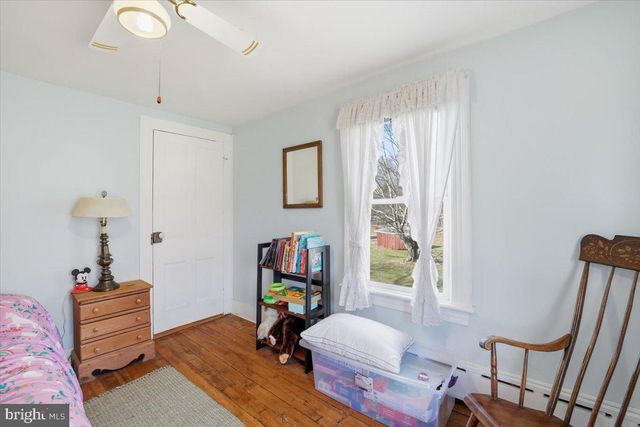 2487 MOUNTAIN RD, Stroudsburg, PA 18360