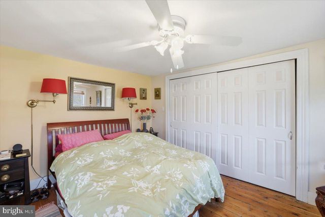 2487 MOUNTAIN RD, Stroudsburg, PA 18360