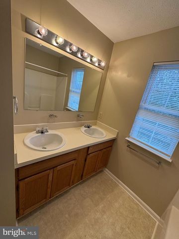 544 ALLSTON CIRCLE, Winchester, VA 22601