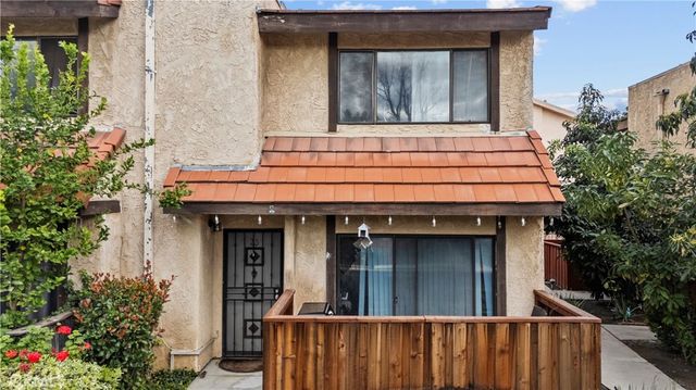 14435 Plummer 23, Panorama City, CA 91402