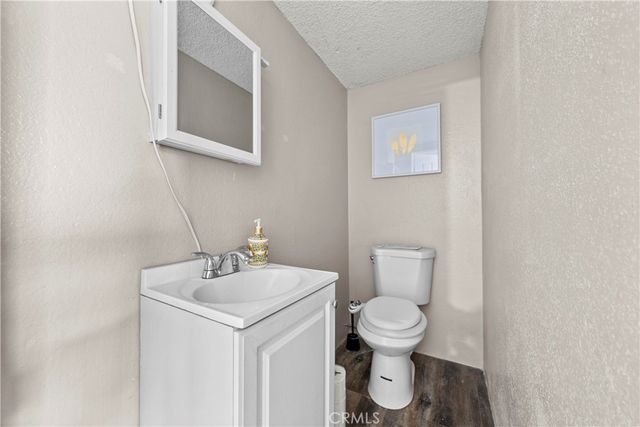 14435 Plummer 23, Panorama City, CA 91402
