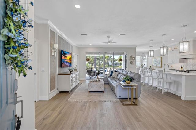 4039 WESTBOURNE CIRCLE, Sarasota, FL 34238