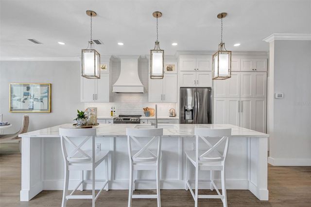 4039 WESTBOURNE CIRCLE, Sarasota, FL 34238