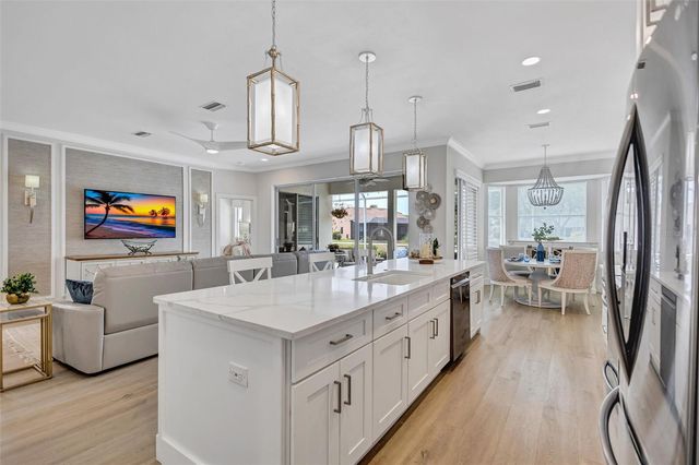 4039 WESTBOURNE CIRCLE, Sarasota, FL 34238