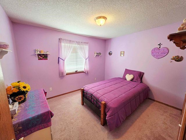 1439 N Tomahawk Rd, Peck, KS 67120