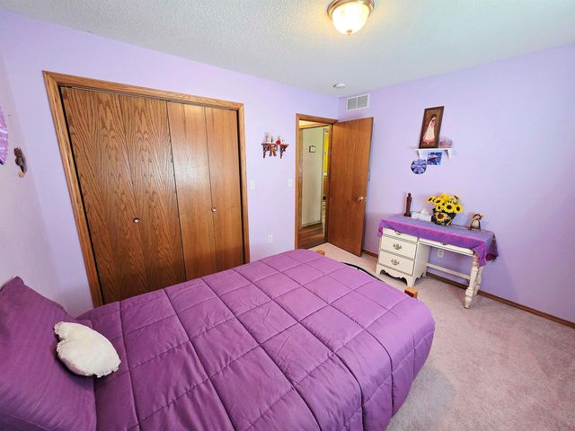 1439 N Tomahawk Rd, Peck, KS 67120