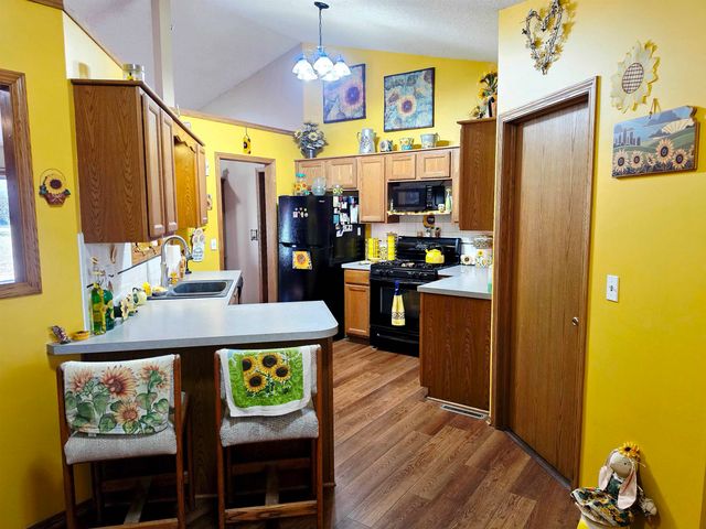 1439 N Tomahawk Rd, Peck, KS 67120