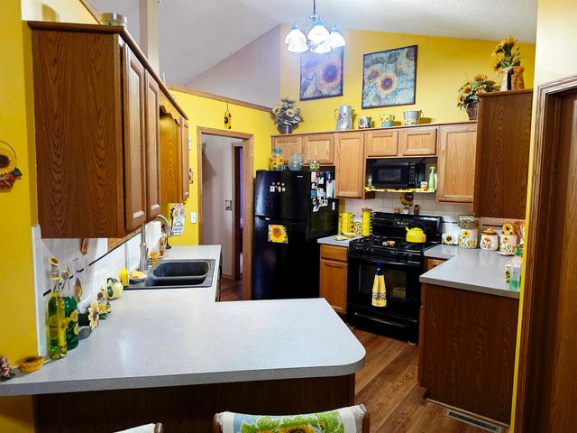 1439 N Tomahawk Rd, Peck, KS 67120