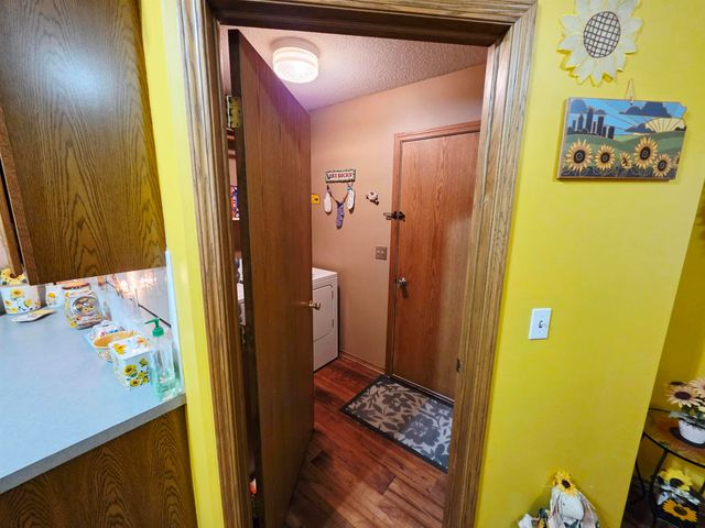 1439 N Tomahawk Rd, Peck, KS 67120