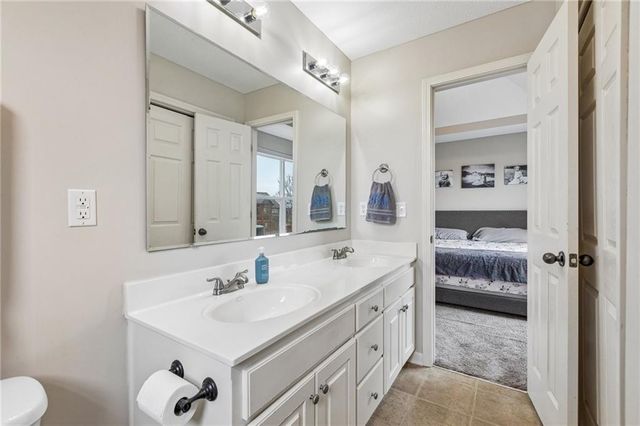 543 E Cheyenne Street, Gardner, KS 66030