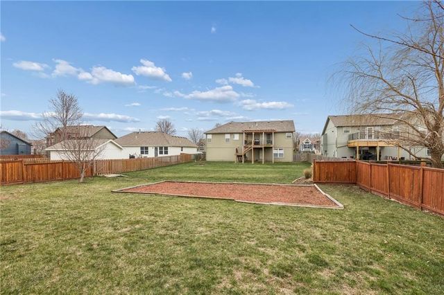 543 E Cheyenne Street, Gardner, KS 66030