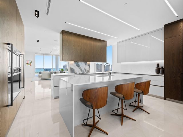 920 Intracoastal Drive PH1, Fort Lauderdale, FL 33304