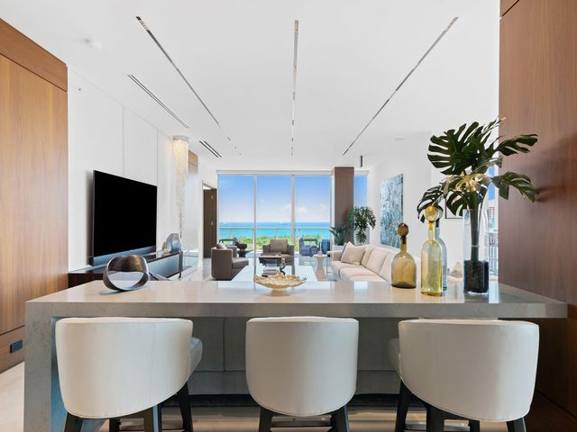 920 Intracoastal Drive PH1, Fort Lauderdale, FL 33304