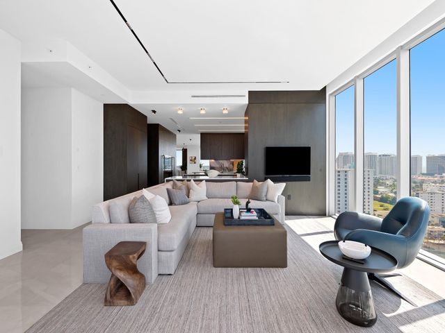 920 Intracoastal Drive PH1, Fort Lauderdale, FL 33304