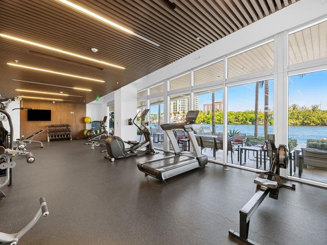 920 Intracoastal Drive PH1, Fort Lauderdale, FL 33304