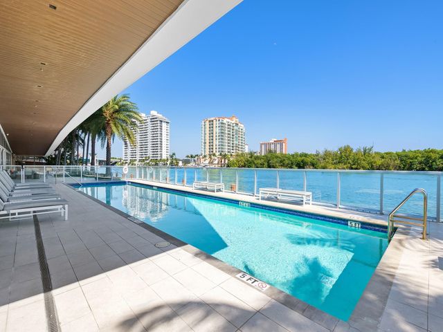 920 Intracoastal Drive PH1, Fort Lauderdale, FL 33304