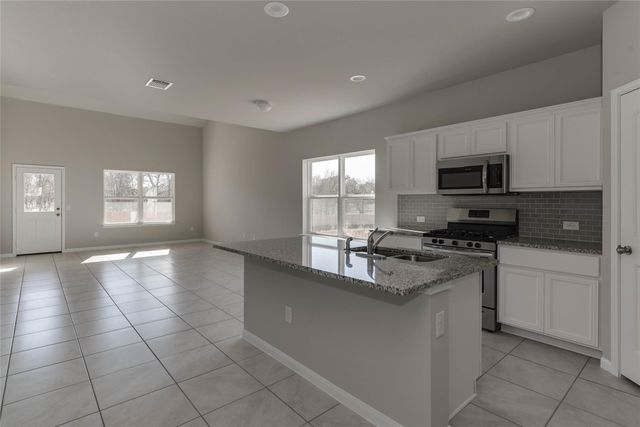 6821 Ranchito DR, Austin, TX 78744