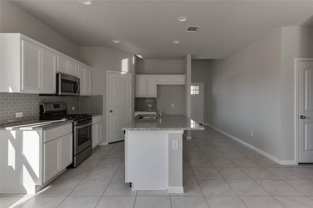 6821 Ranchito DR, Austin, TX 78744