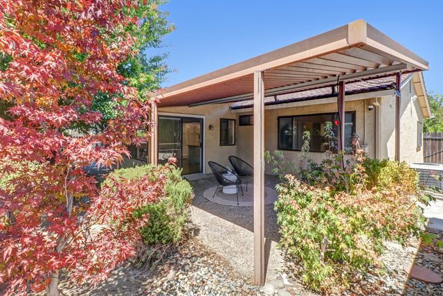 6898 Olive Tree Way, Citrus Heights, CA 95610