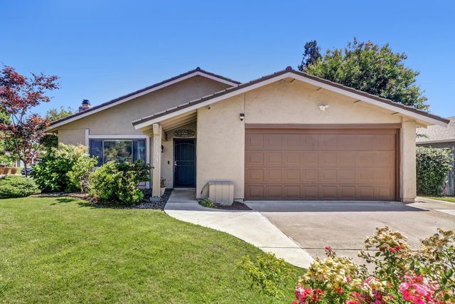 6898 Olive Tree Way, Citrus Heights, CA 95610