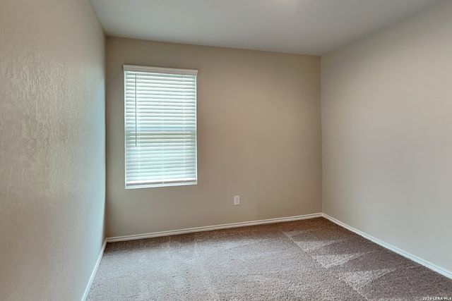 5546 Basil Chase, St Hedwig, TX 78152