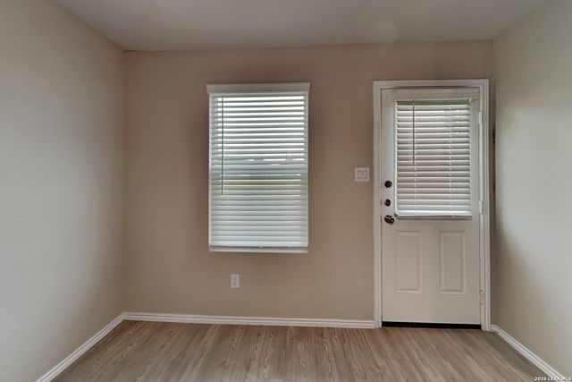 5546 Basil Chase, St Hedwig, TX 78152
