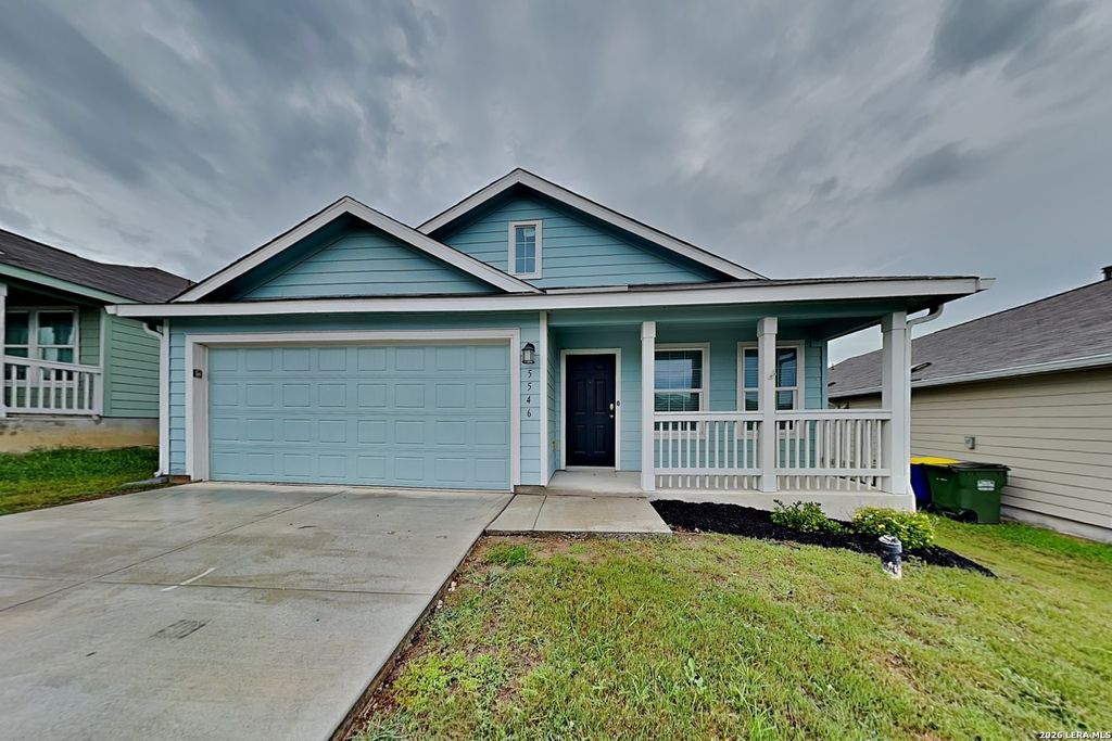 5546 Basil Chase, St Hedwig, TX 78152