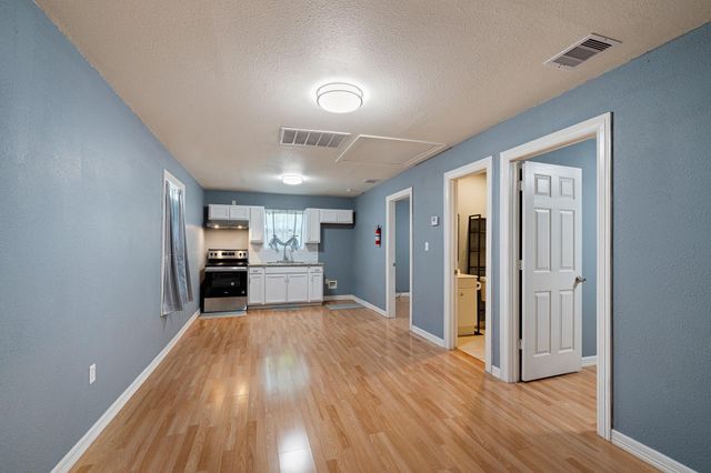 7815 Harding Street B, Houston, TX 77012