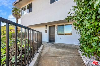 5322 Weatherford Drive, Los Angeles, CA 90008
