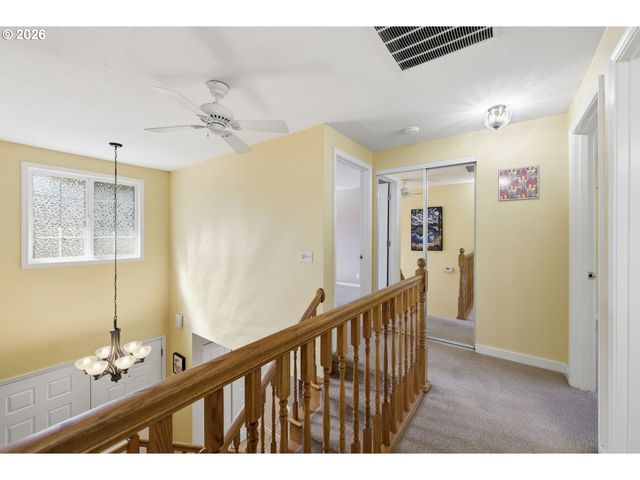 2279 BLACKBURN St, Eugene, OR 97405