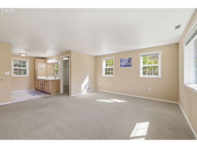 2279 BLACKBURN St, Eugene, OR 97405