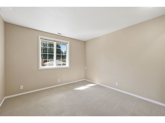 2279 BLACKBURN St, Eugene, OR 97405