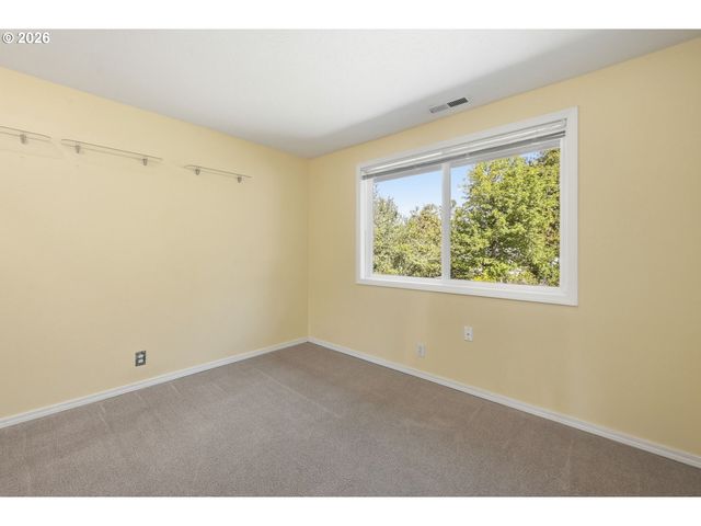 2279 BLACKBURN St, Eugene, OR 97405