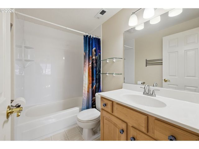 2279 BLACKBURN St, Eugene, OR 97405